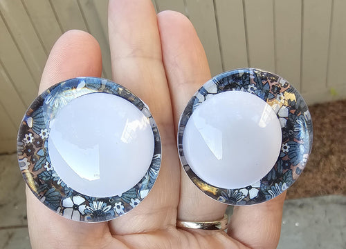 BW Flowers Off Center Safety Sinker Eyes 16-35mm