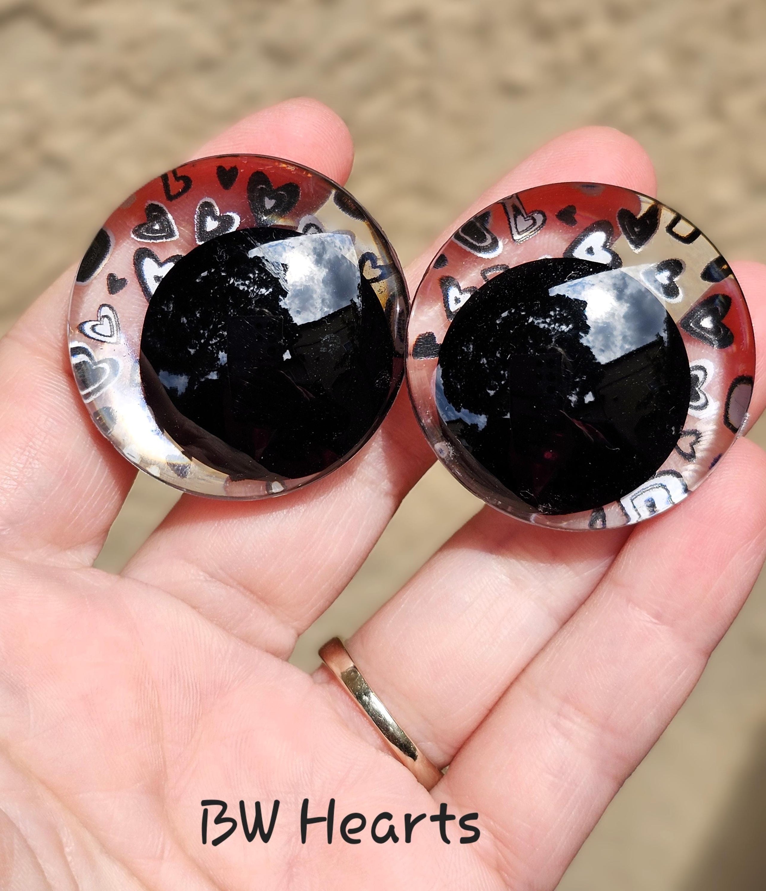 BW Hearts Off Center Safety Sinker Eyes 16-35mm