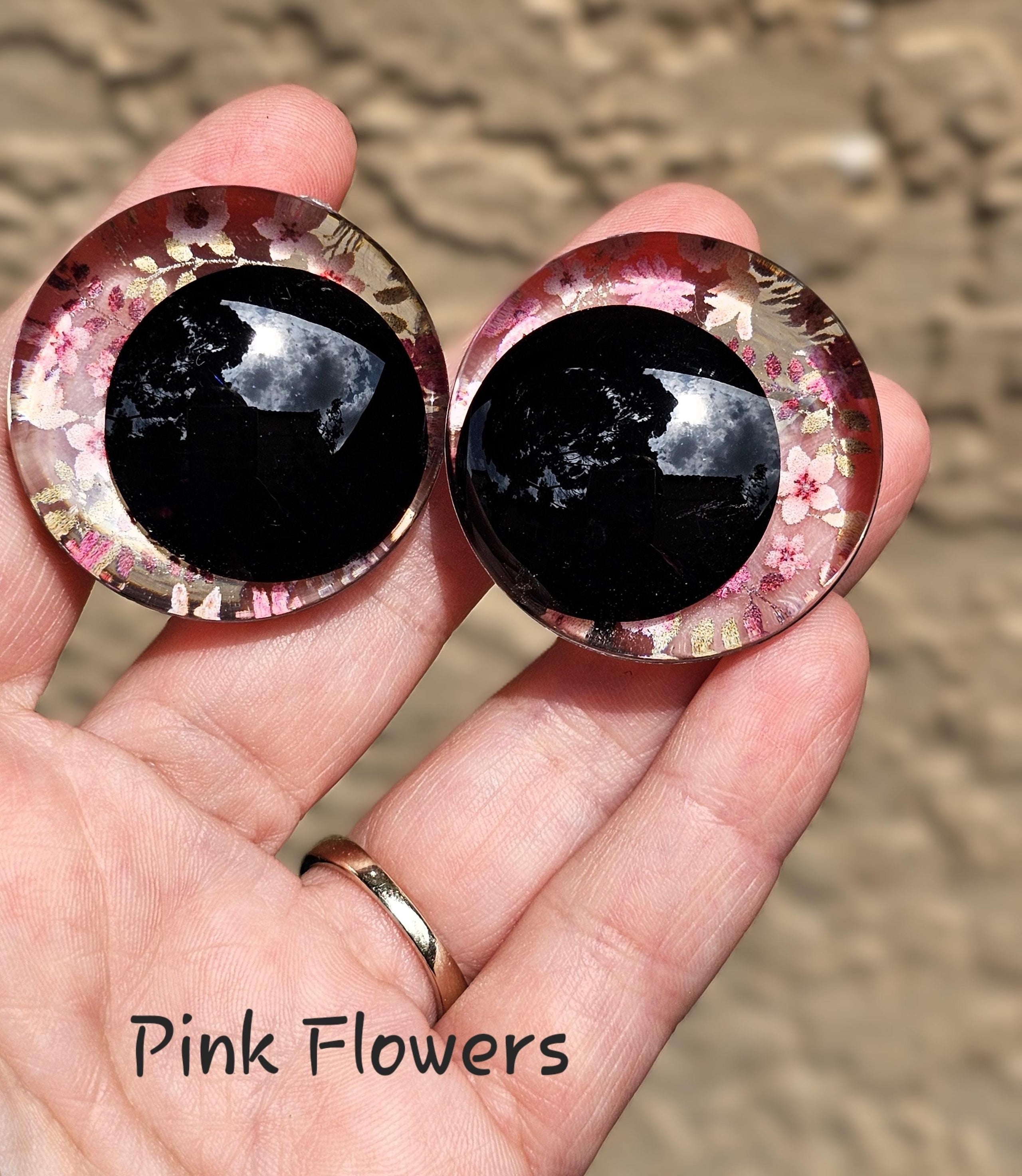 Pink Flowers Off Center Safety Sinker Eyes 16-35mm